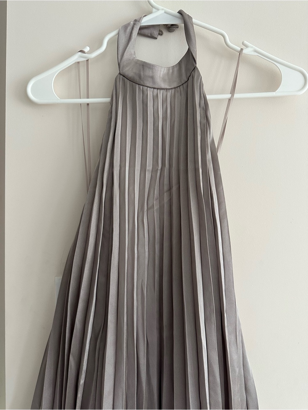 New ✨ Ricki’s Pleated Halter Mini Dress in Light Grey/Purple